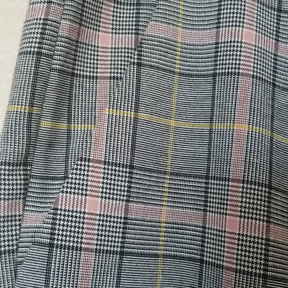 Slacks - Picture 5 of 8